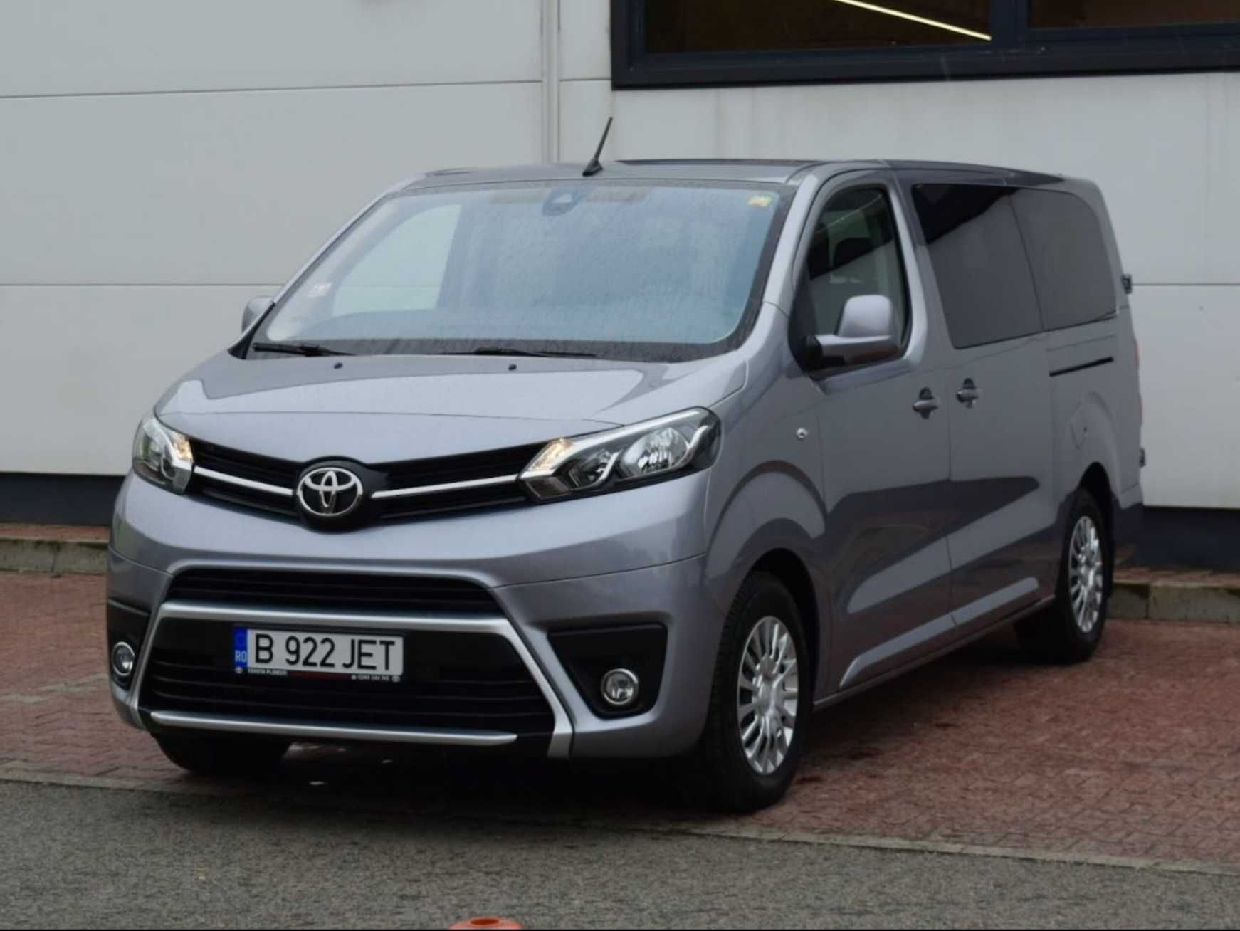 Inchirieri auto microbuz 8+1  Cluj