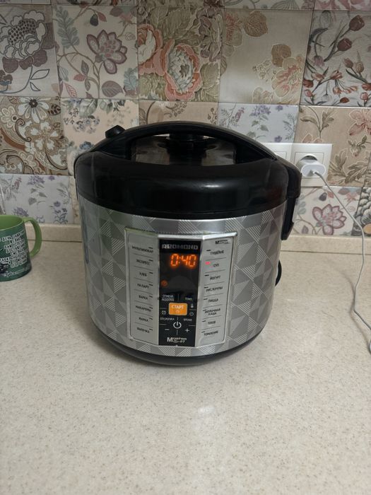 Мультиварка Redmond, бу
