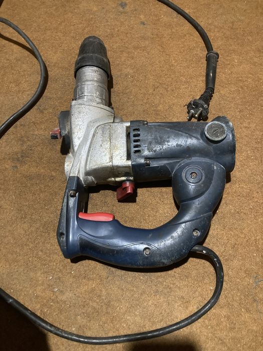 Професионален Перфоратор