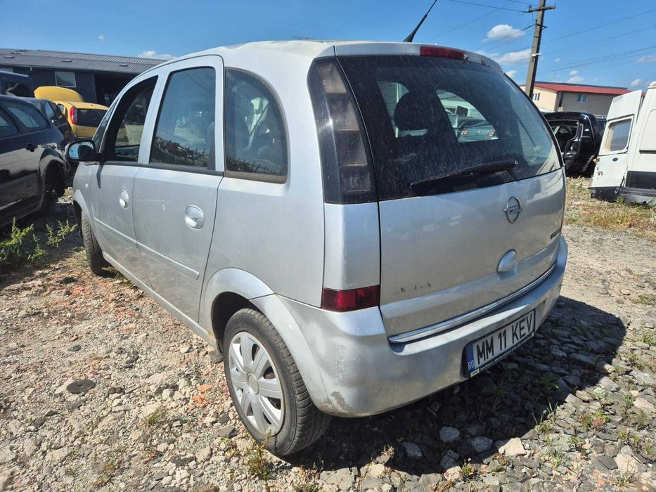 Dezmembrez Opel Meriva an 2008 motor 1.4 benzina , 1.7CDTI