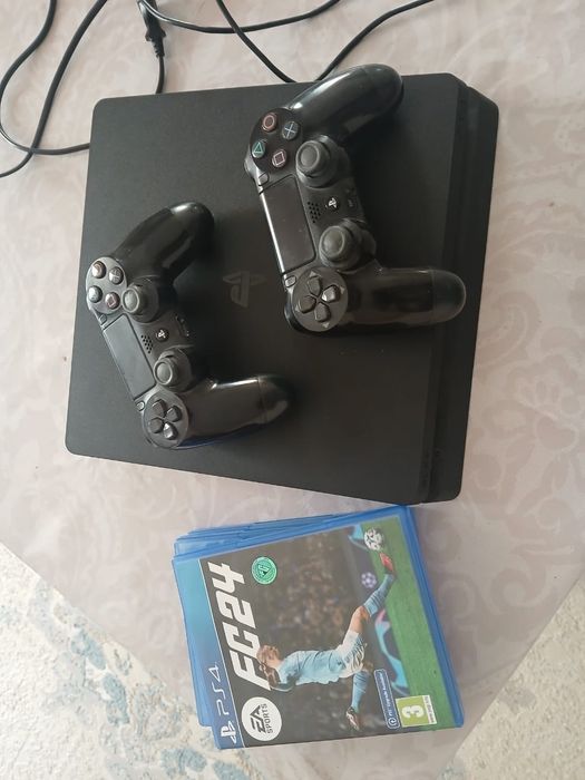 Ps 4 плестейшен сатылады.