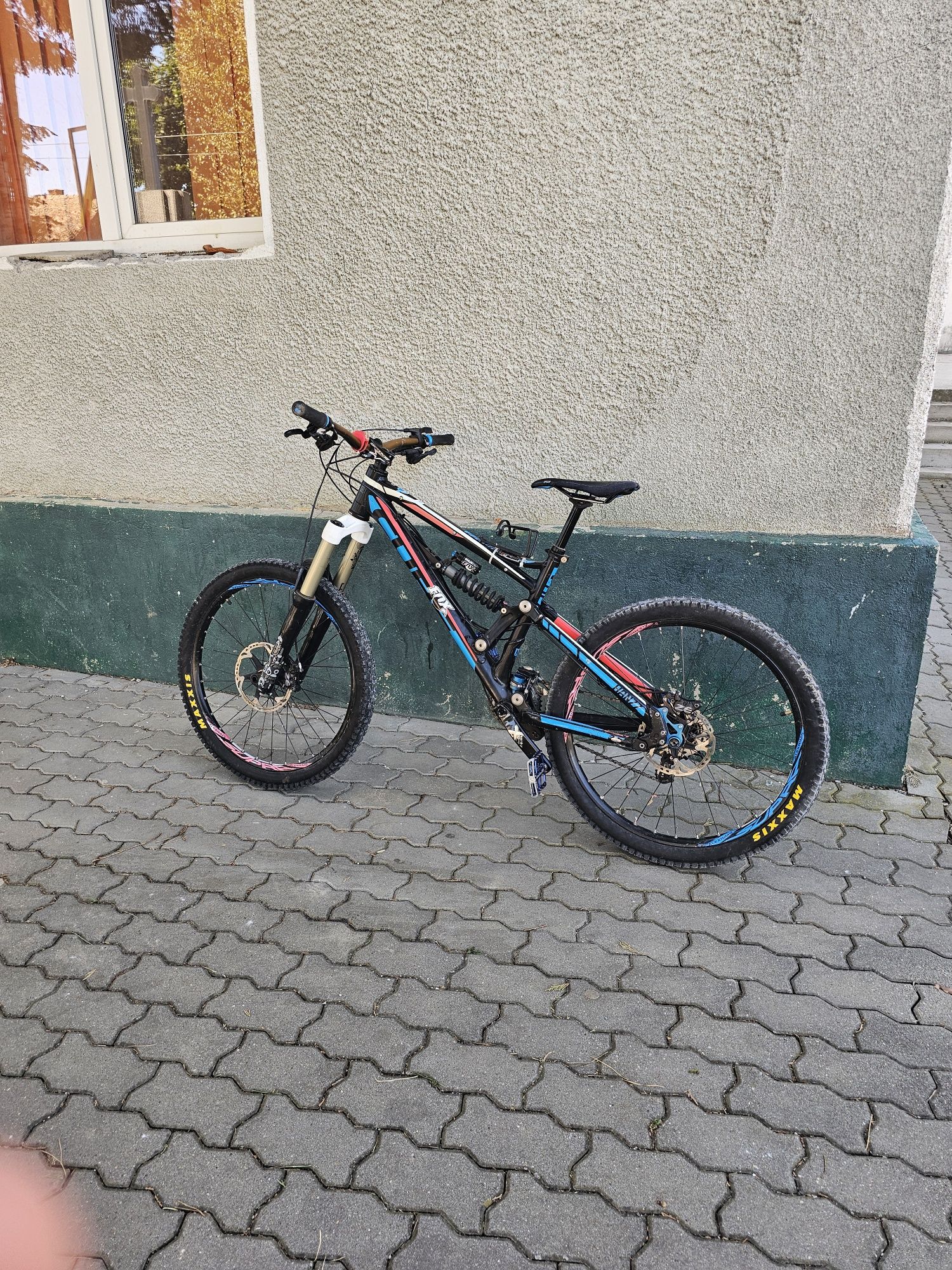 Vând,schimb cube hanzz pro