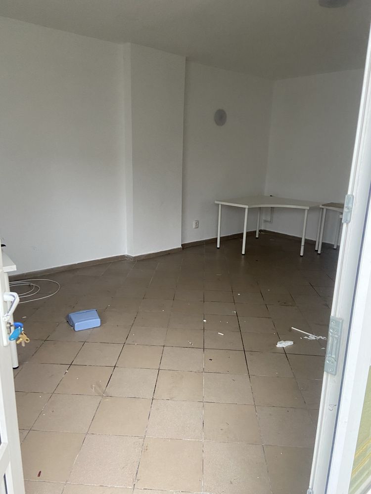 Inchiriez casa pentru firme pe sos Salaj