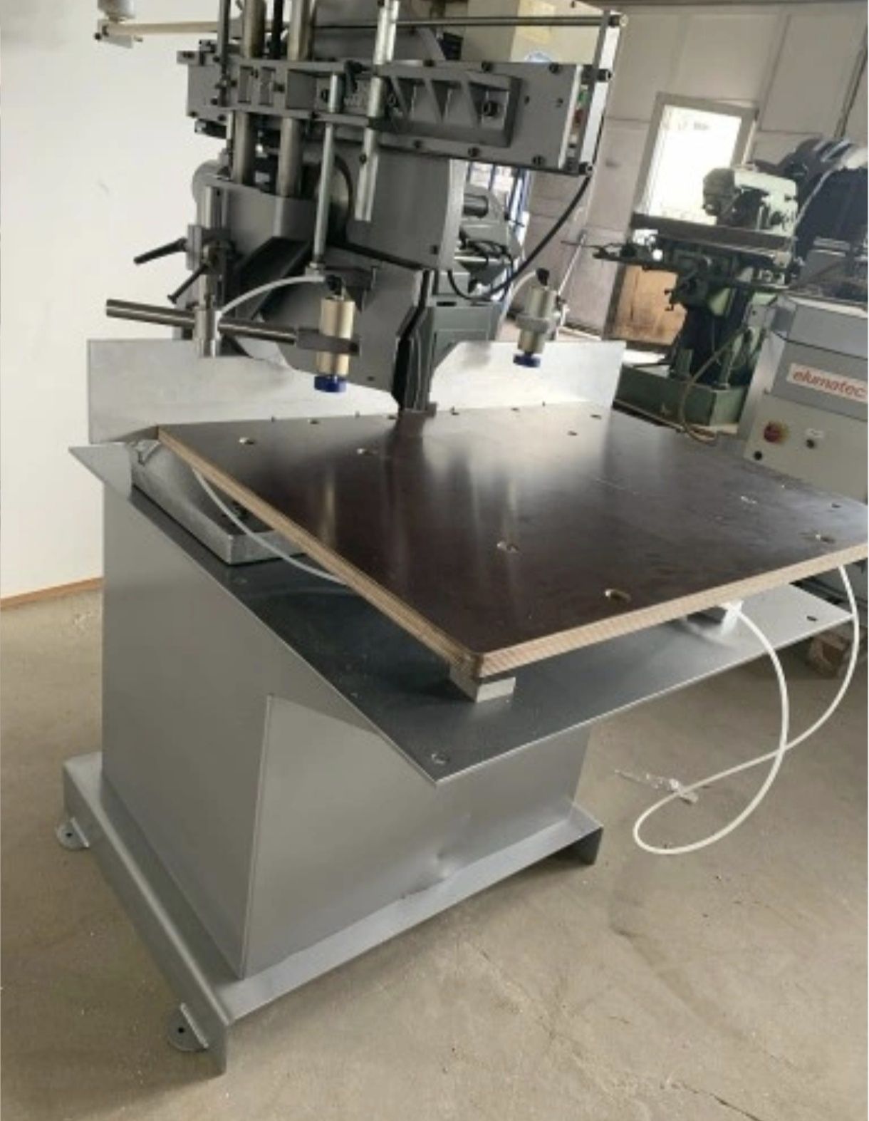 Циркуляр GRAULE ZS 200 N.- Германия