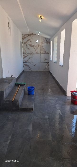 Interioare și exterioare