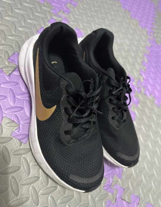 Adidasi Nike barbati