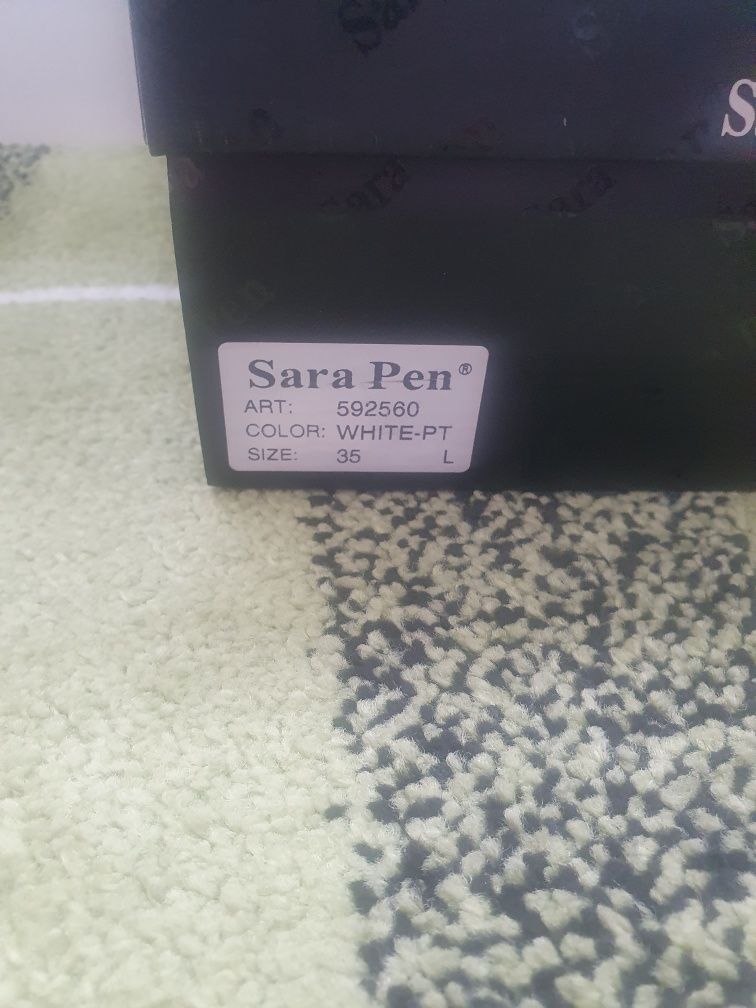 Дамски обувки Sara Pen