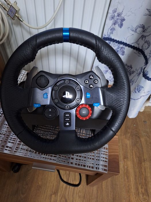 Vând Volan Longitech G29