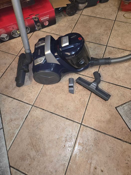 Прахосмукачка Hoover BREEZE
