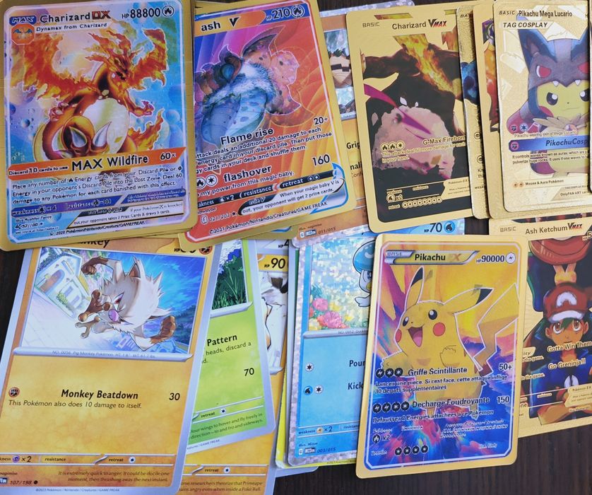 Cartonase Pokemon și catalog cartonașe