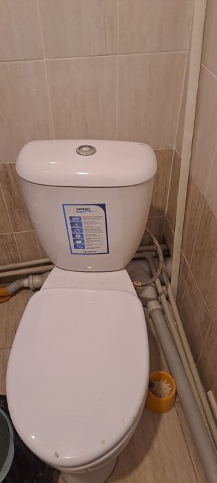 Продам унитаз в отличном состоянии