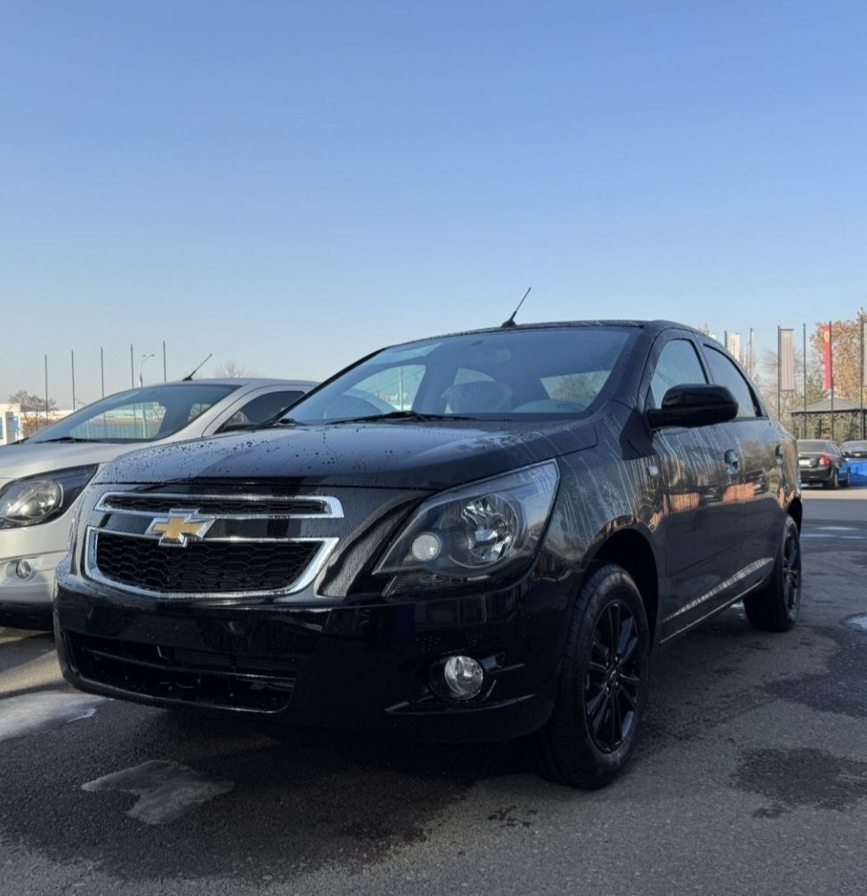 cobalt 2025 Midnight qora avtomat
