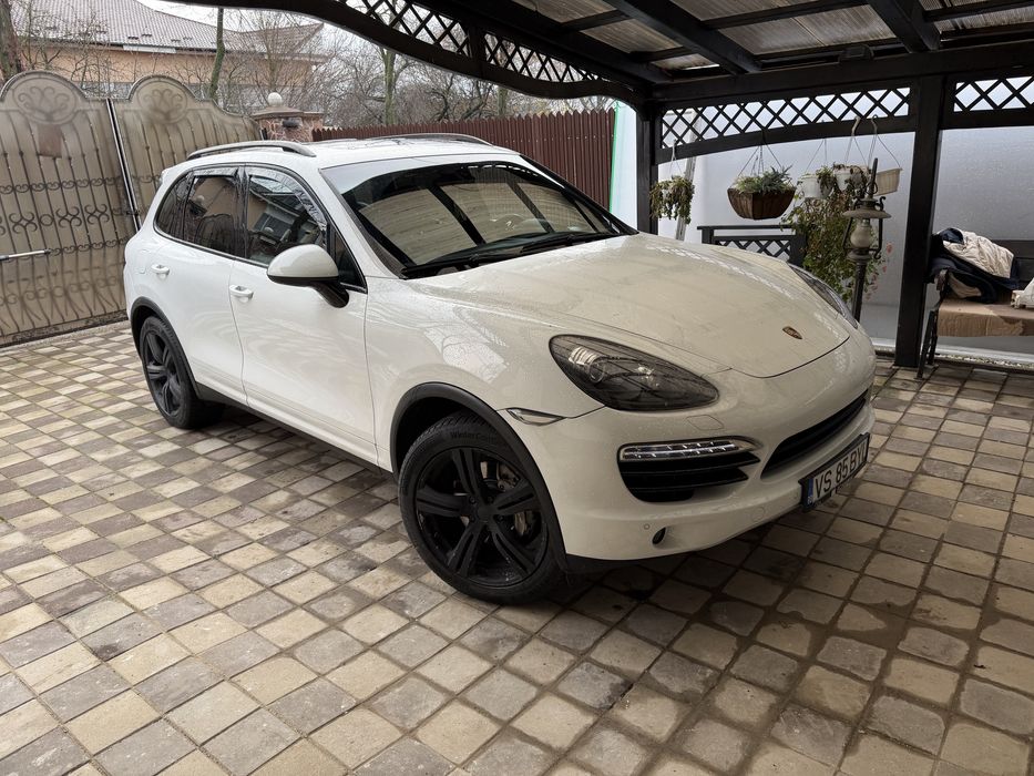 Porsche cayenne 3.0 V6 245 CP