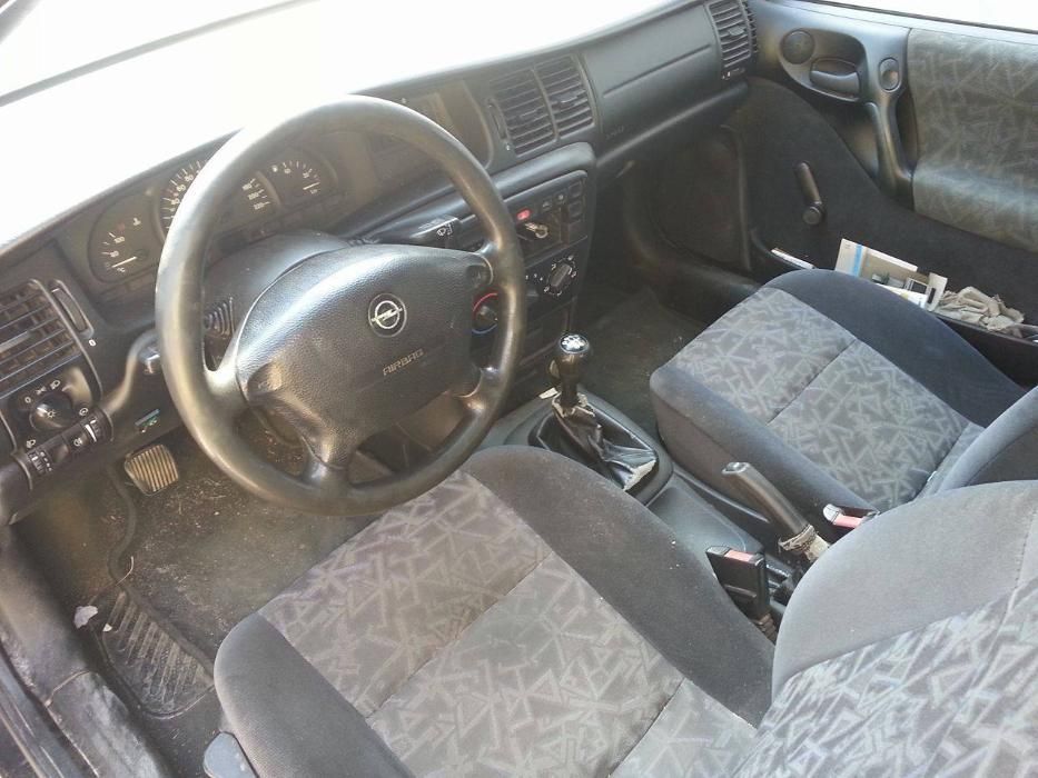 Опел Вектра Б на части/Opel Vectra B 1.6 16v X16XEL na chasti