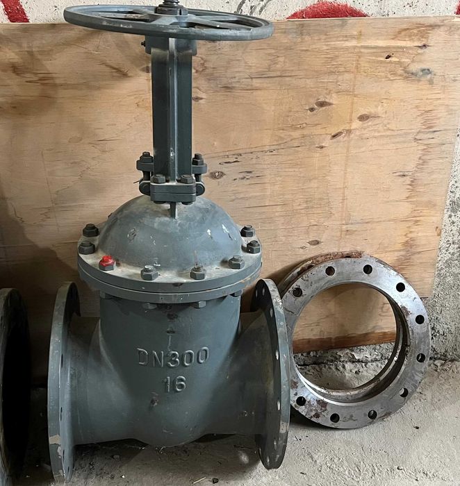 Задвижки диаметр 300 мм