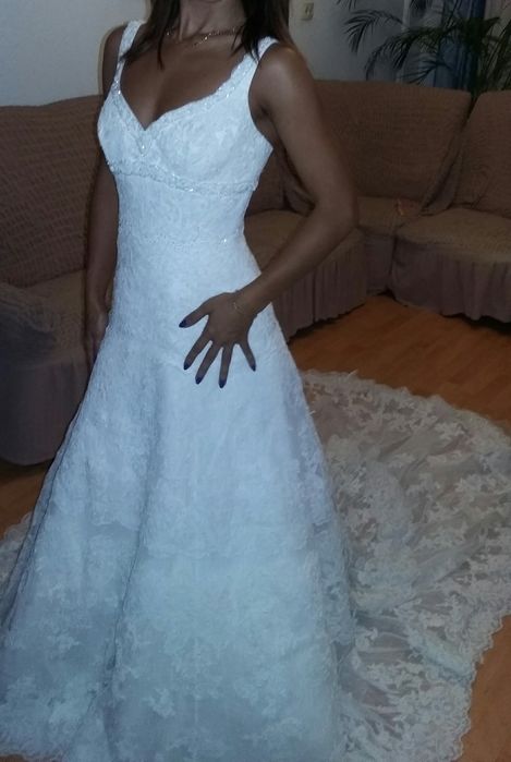 Rochie mireasa cu trena