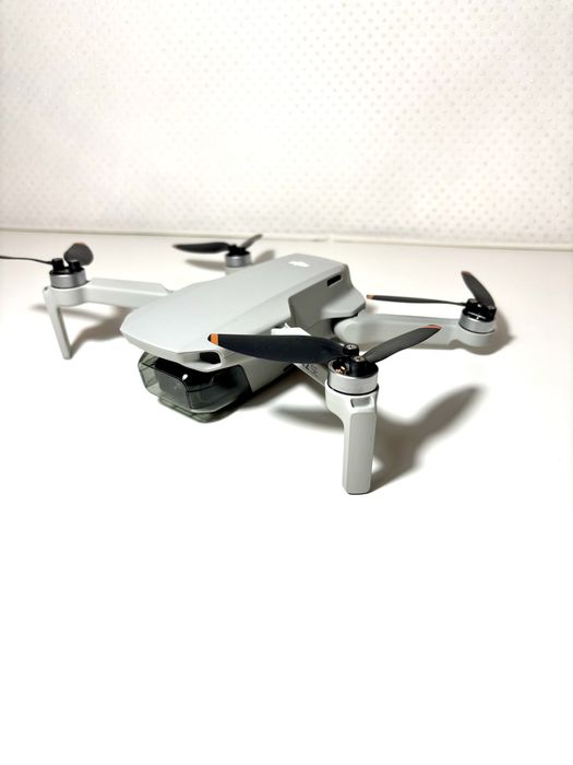 DJI mini 2se.