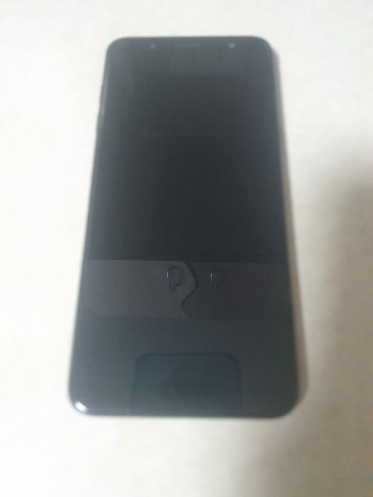 Продам Samsung J8 в идеальном состоянии.