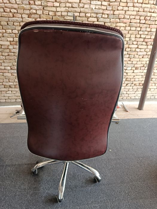 Кресло офис  сотилади