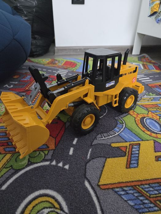 Excavator pt copii
