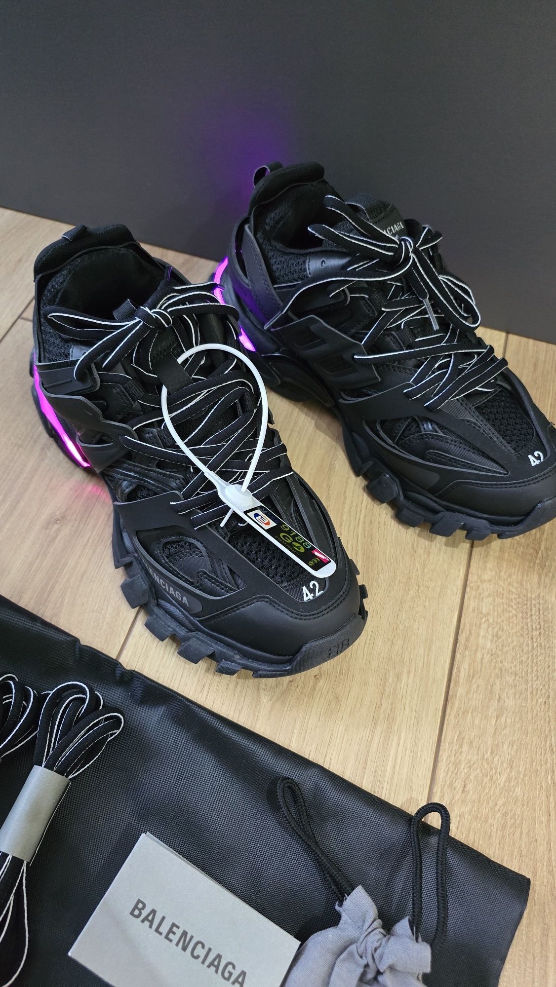 Balenciaga Track Led НАЛИЧНИ