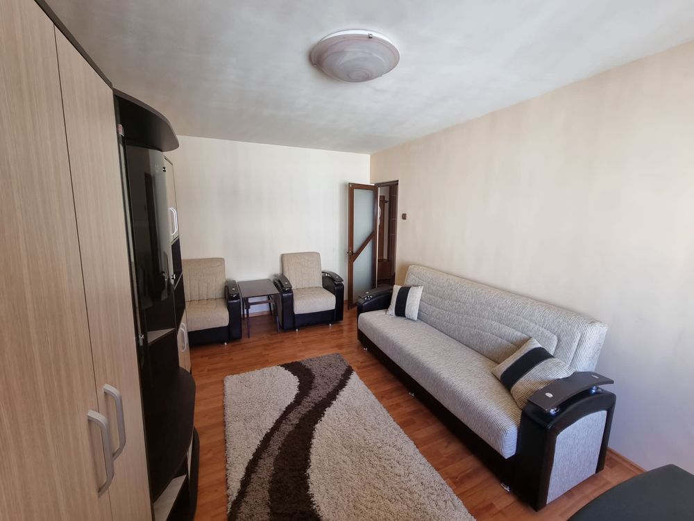 Vand apartament 2 camere