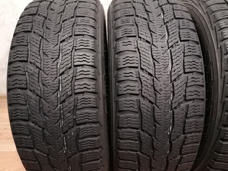 215/60/17C Nokian / бус зимни гуми