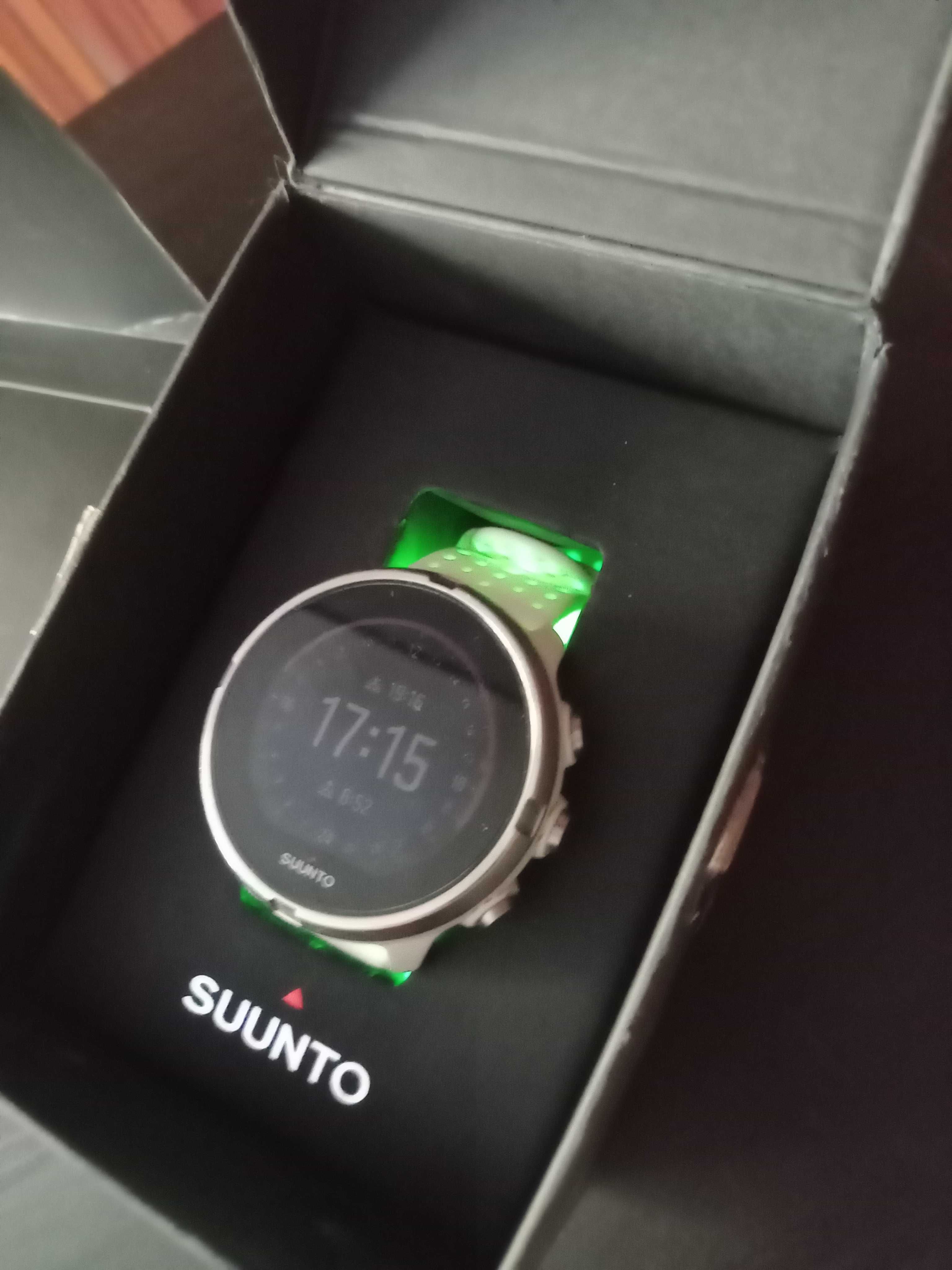 Suunto 9 baro GPS smart watch - перфектно състояние, Пълен комплект