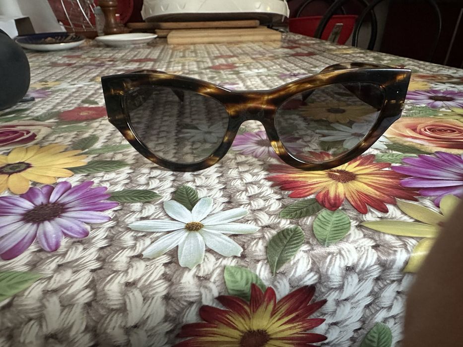 Ochelari de soare saint laurent