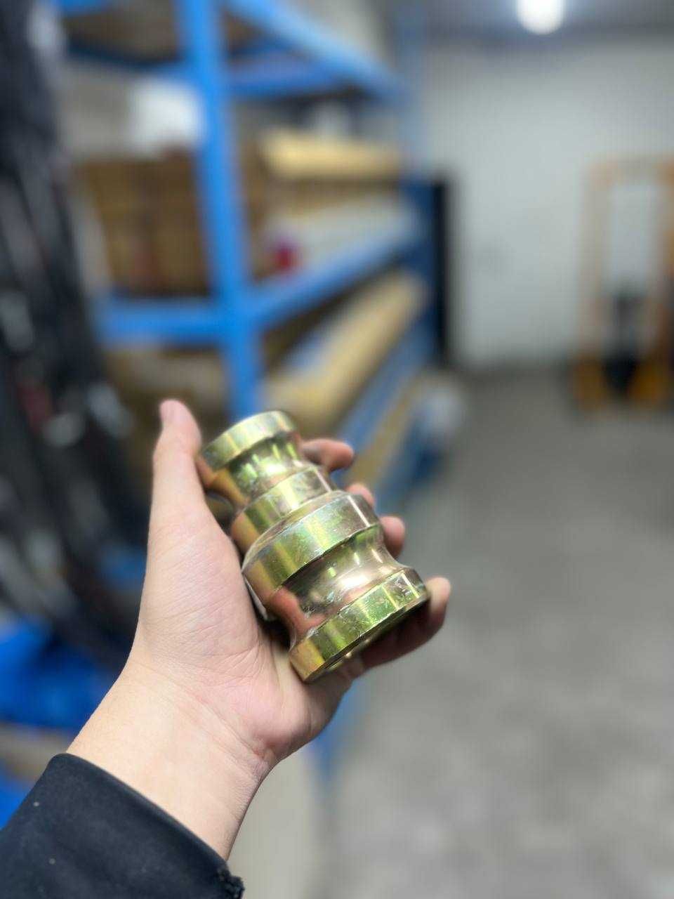 Металлический переходник для шлангов, из стали 50-35