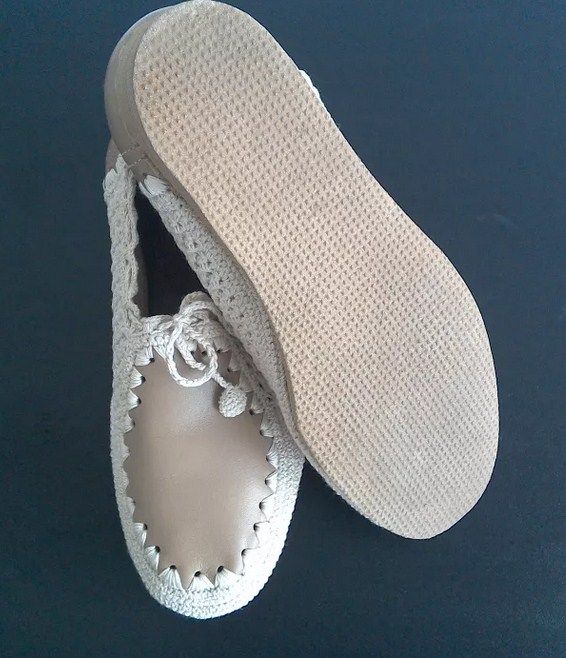 Pantofi croșetați manual cu piele naturală - mărimea 36