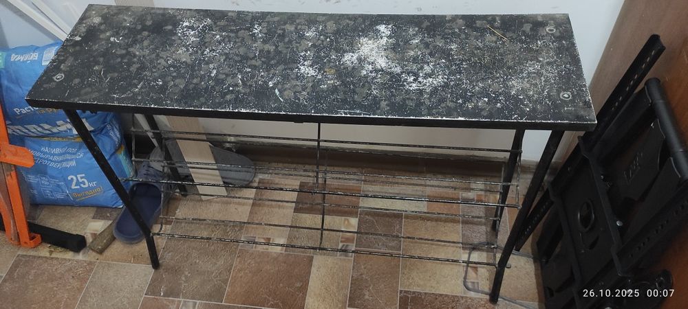 Обувницу продам б/у