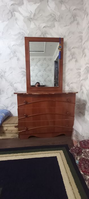 Тремо и вешалка продаю