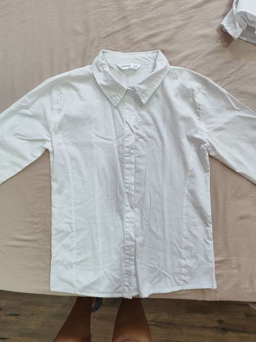 Zara  и Red tag. Продаю белые блузки хорошего кроя. Б.у.но в отличном