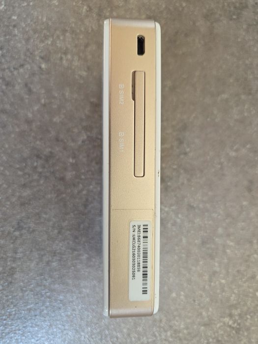 Modem/Router WiFi 4G portabil,DualSim,Touchscreen,PowerBank.Deosebit.