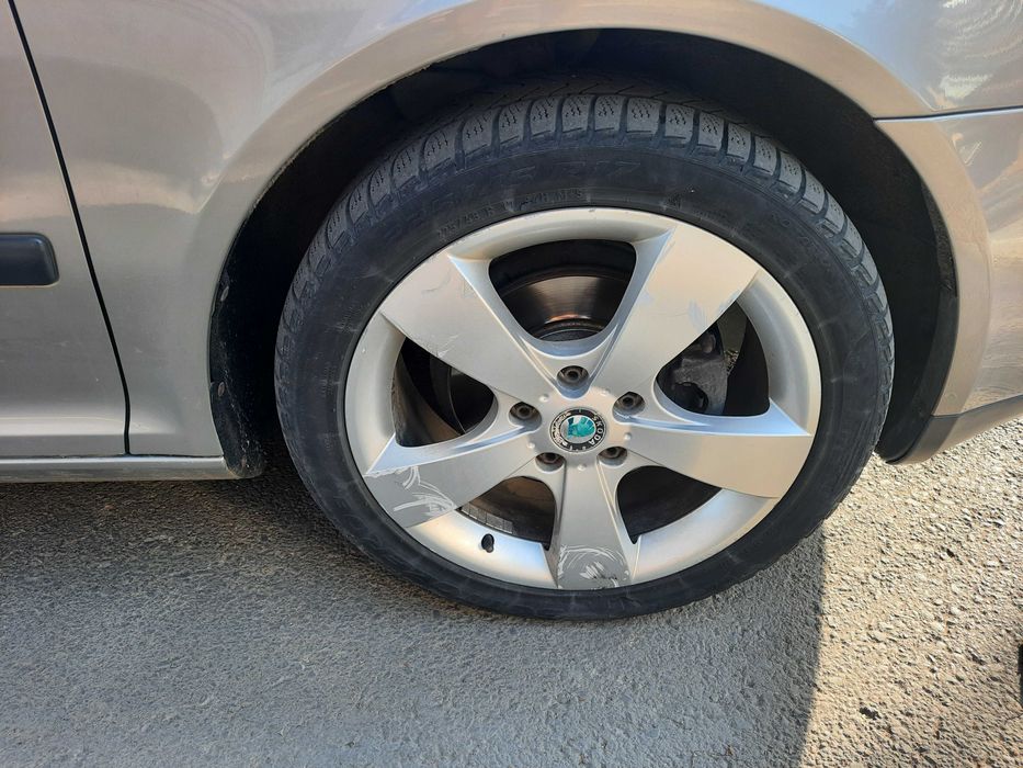 Vând jante aliaj 5x112 pe 17. Cauciucuri iarnă