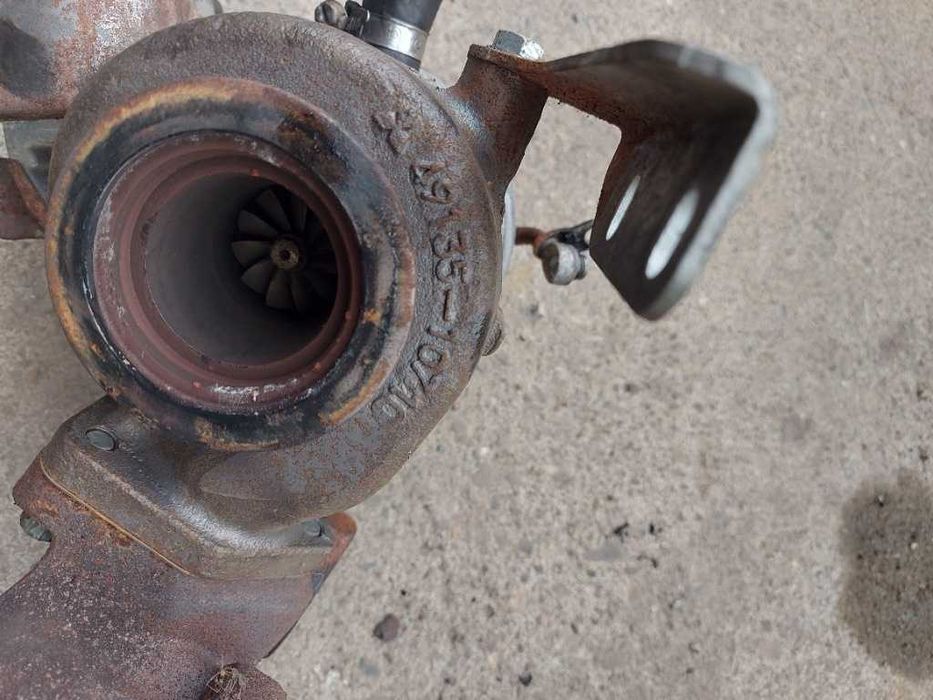 Turbosuflanta BMW Seria 3 E90 2.0 D Cod 4913510710