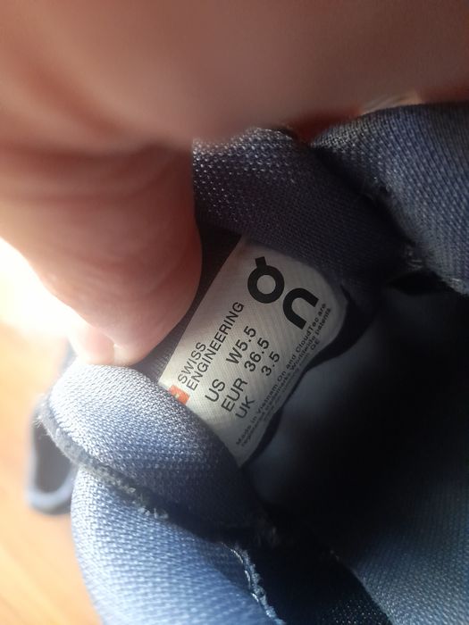 On Cloud дамски маратонки 36 номер.