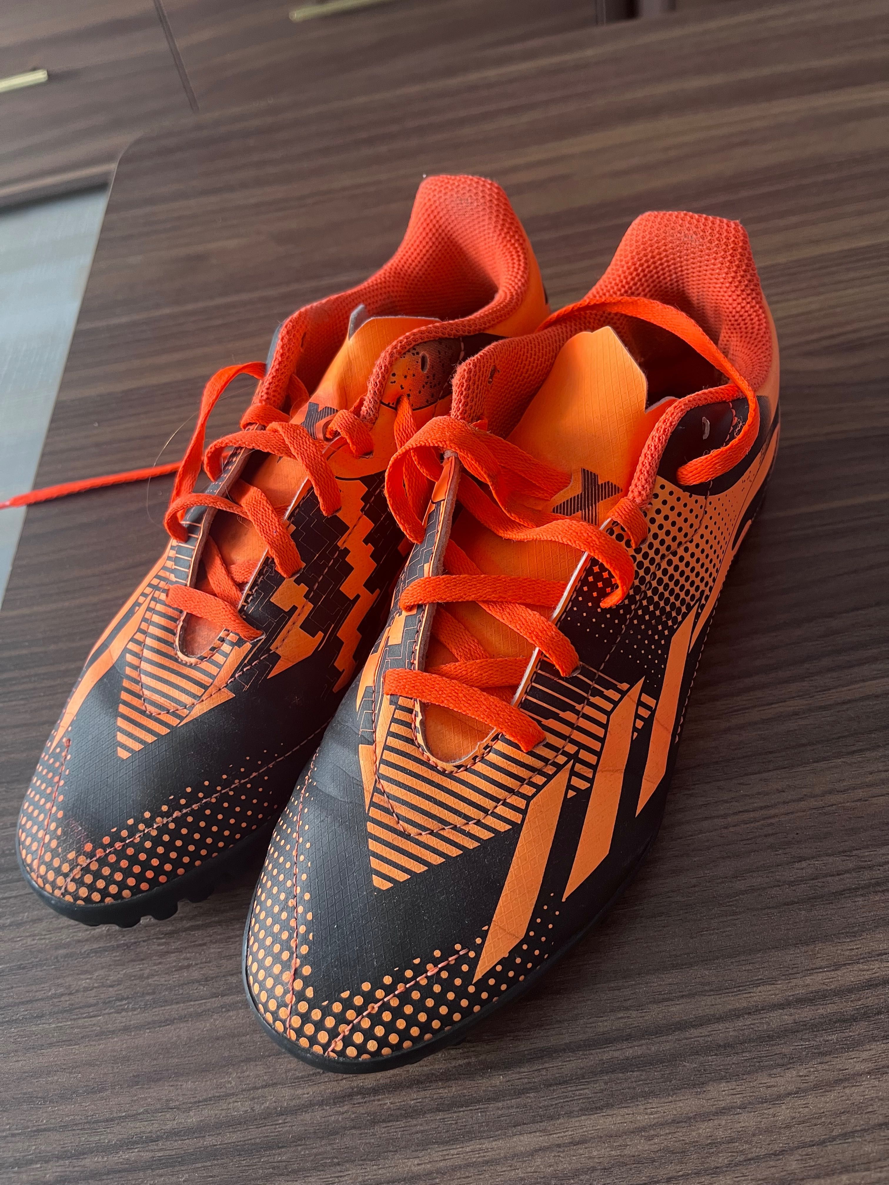 Футболни стоножки Adidas