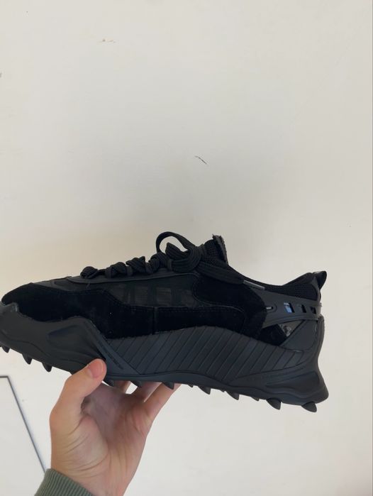 Обувки off-white