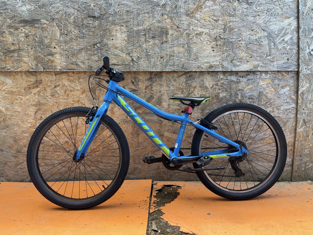 Bicicleta scott scale roti  24” cadru aluminiu