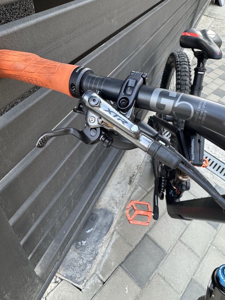 Canyon Strive CFR 9.0
