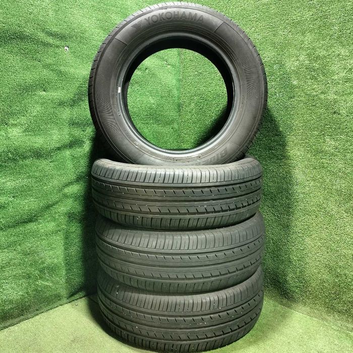 Продам Шины летний Yokohama ES32 215/60R16 год 2023 износ 20%