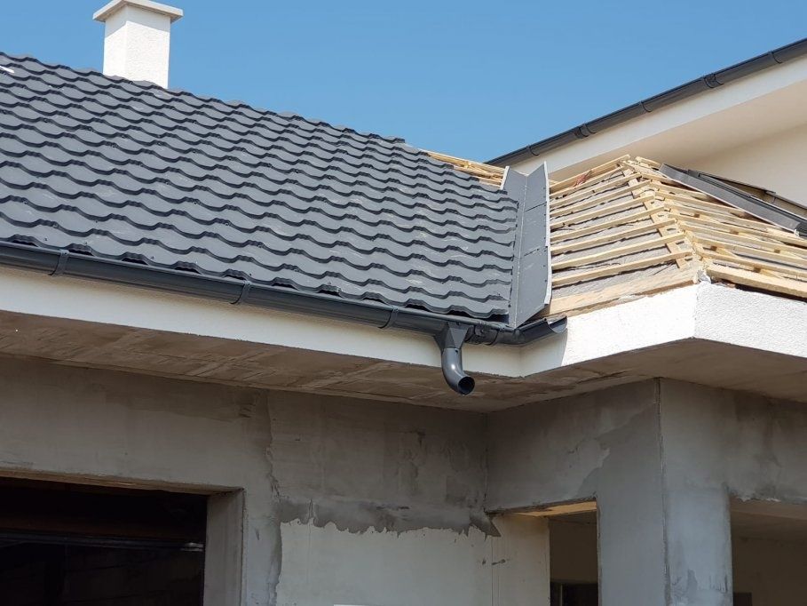 Acoperisuri si reparatii de Urgenta 

Montaj tiglă metalică

Reparatii