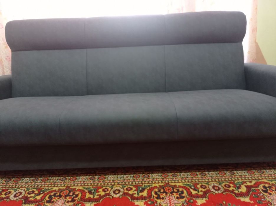 Продаю диван двух спальное