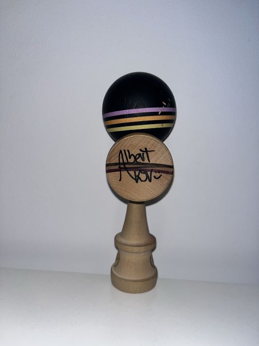 kendama cereal semnata de albertksv si screamx