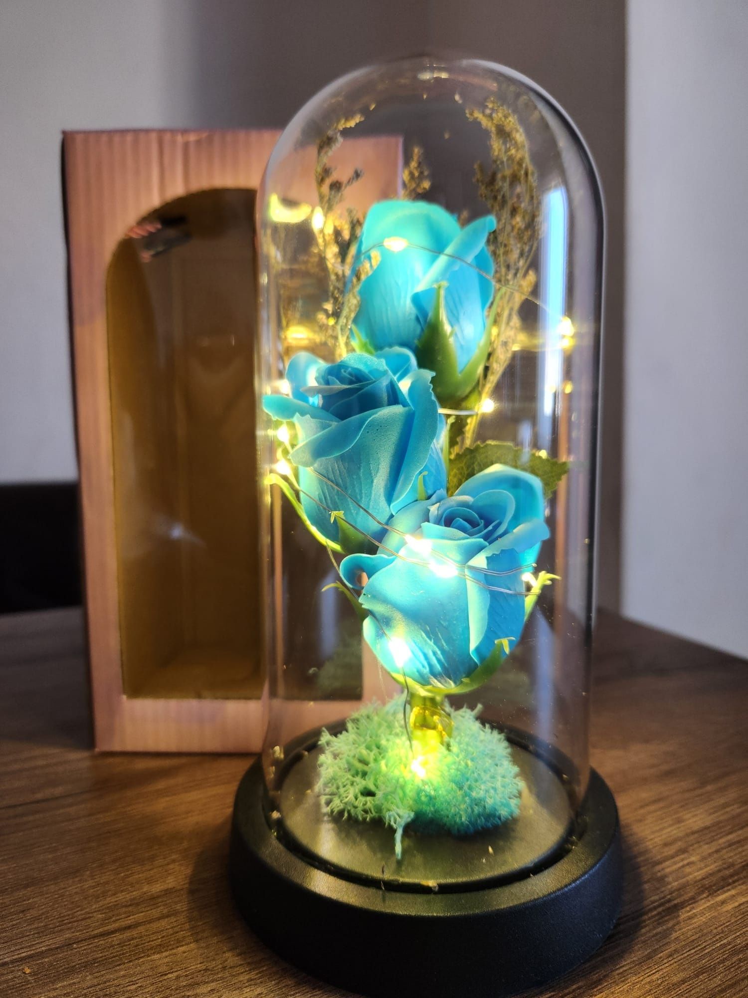 Trandafir luminos
