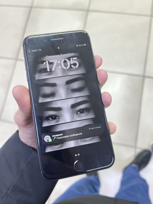 Продам Iphone 8 + 64гб