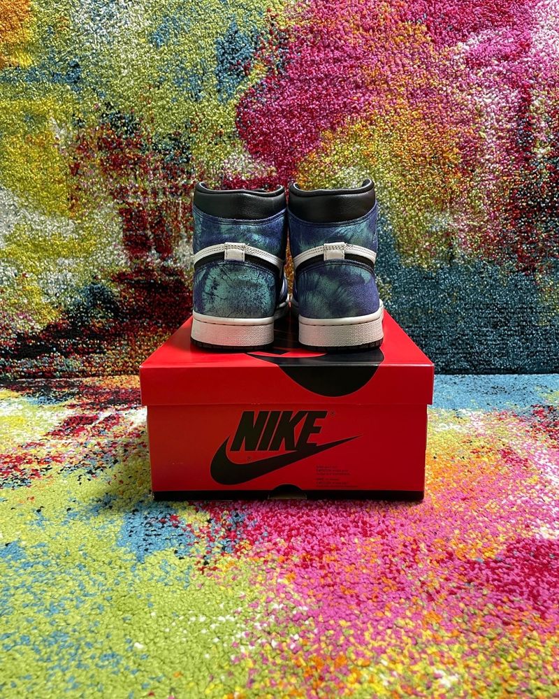 Air Jordan 1 High OG Tie-dye