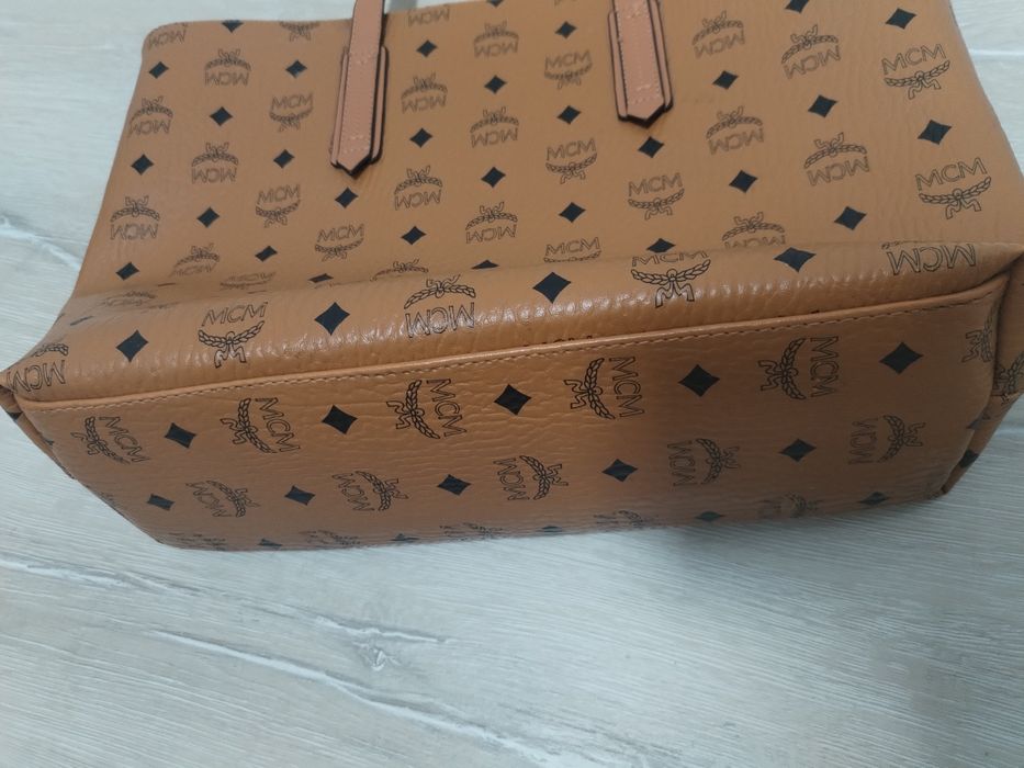 Geanta MCM maro logo